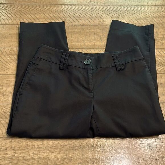 (3/$15) Loft stretch capris size 2 petite. Black - Picture 1 of 9